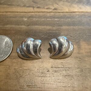 Vintage Sterling Silver Shell-Shaped Fan Post Earrings